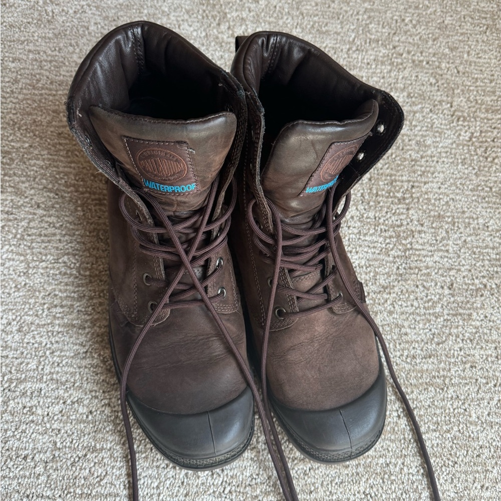 Waterproof palladium boots
